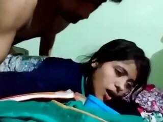 Super Teensex Indian Lovers..