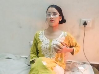 Step sister ko ghar ghus ke..